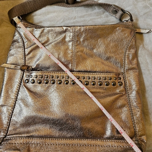 The SAK pewter leather crossbody - Picture 7 of 8